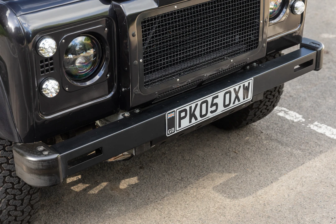 2005 Land Rover Defender 90 - Image 25 of 31