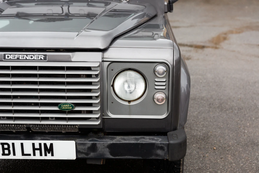 2005 Land Rover Defender 90 - Image 20 of 31