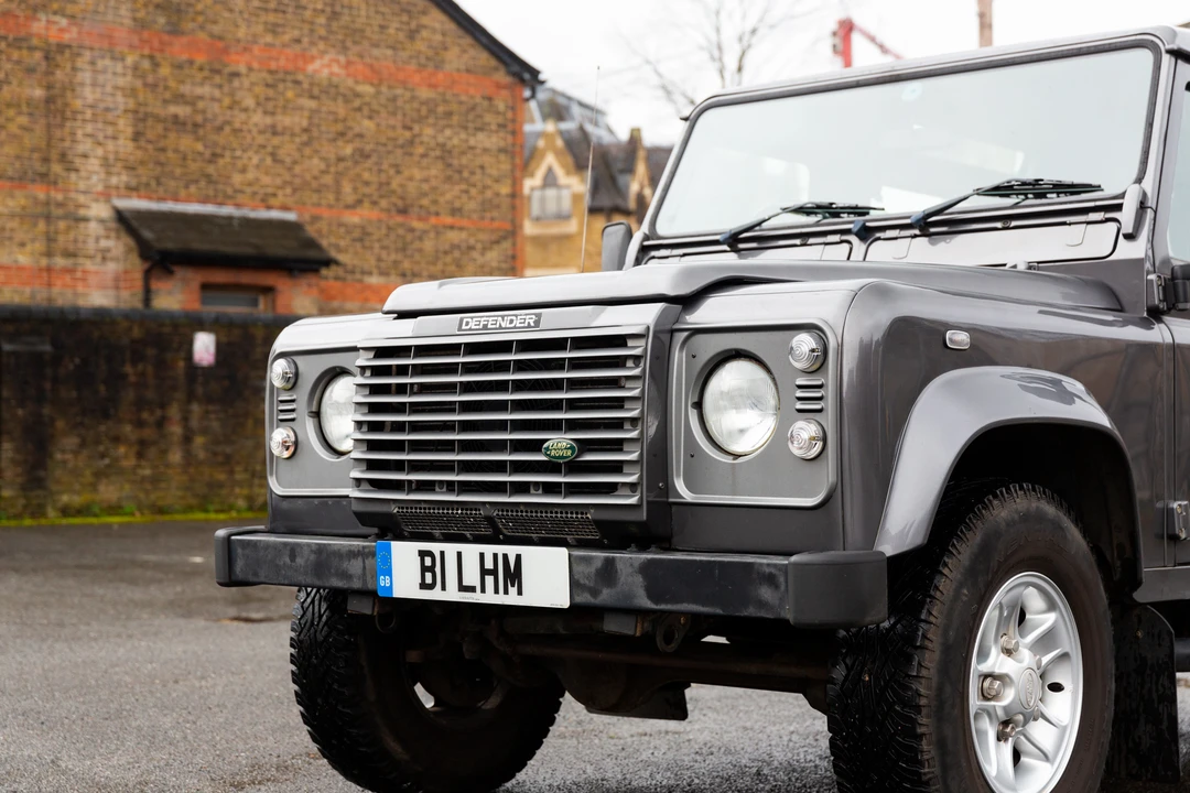 2005 Land Rover Defender 90 - Image 24 of 31
