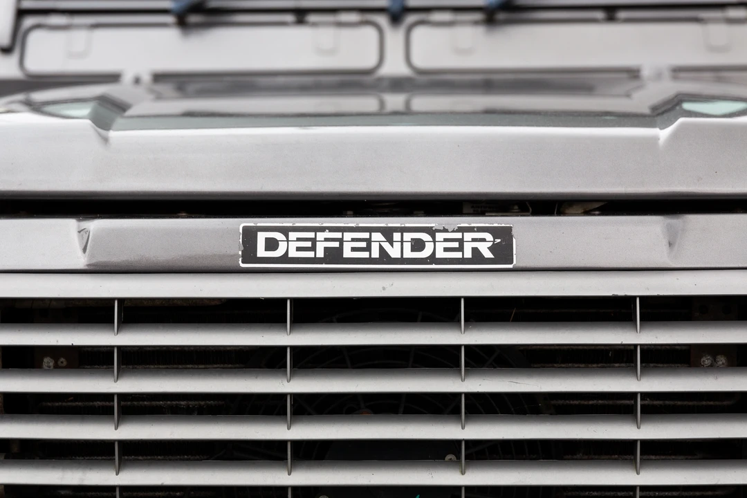 2005 Land Rover Defender 90 - Image 25 of 31