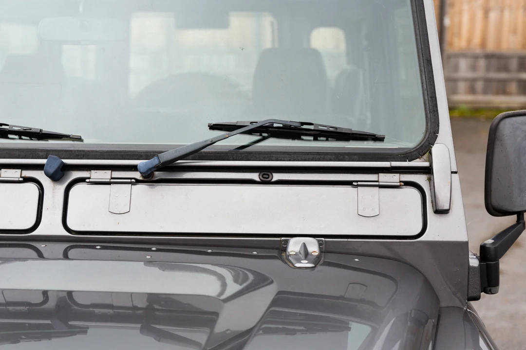 2005 Land Rover Defender 90 - Image 28 of 31