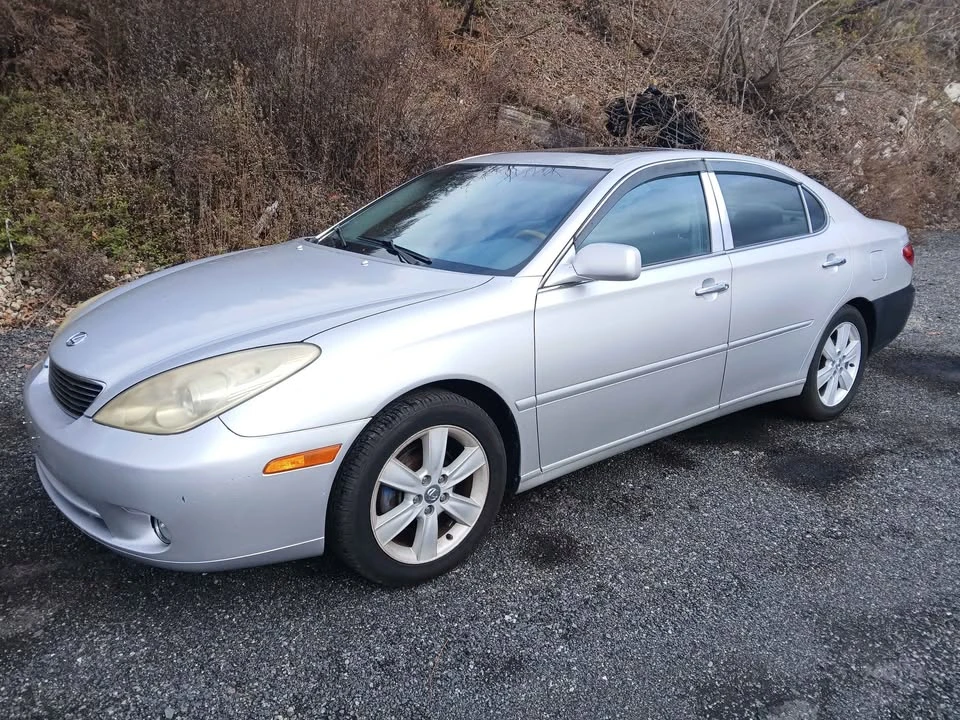 2005 Lexus ES 4th Gen - Image 3 of 8