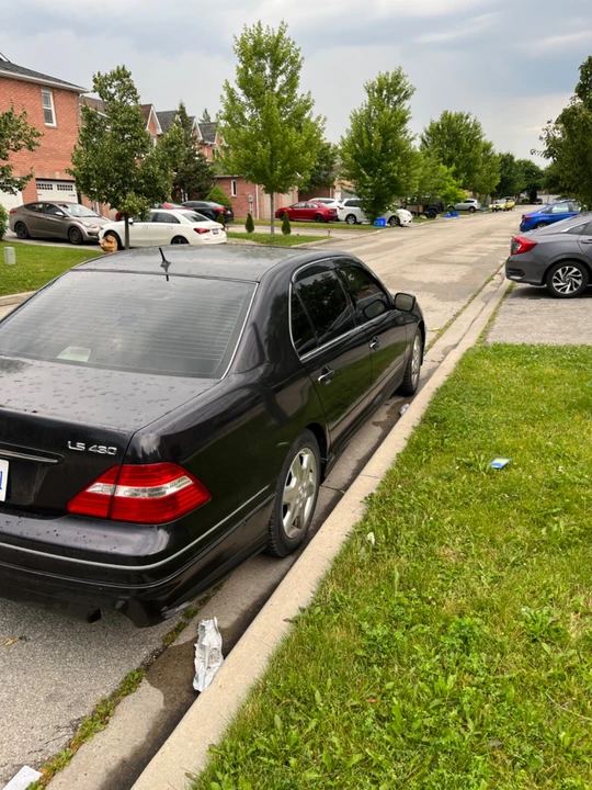 2005 Lexus LS 3rd Gen - Image 7 of 11