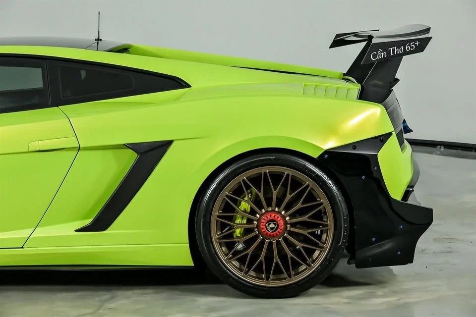 2005 Lamborghini Gallardo - Image 9 of 20