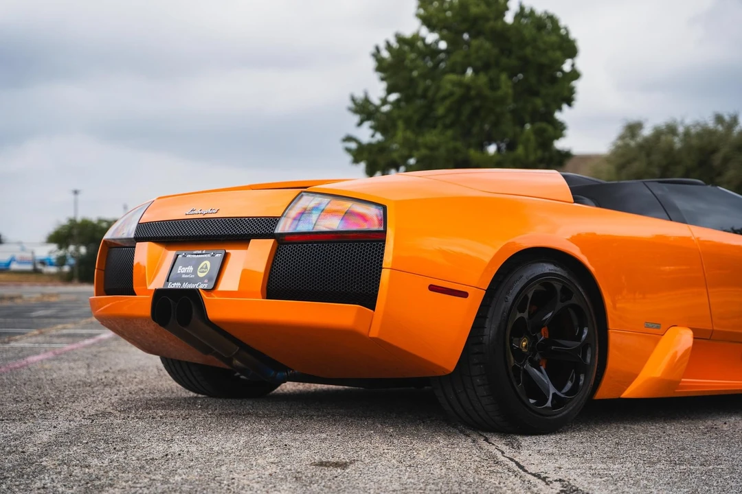 2005 Lamborghini Murcielago - Image 16 of 31