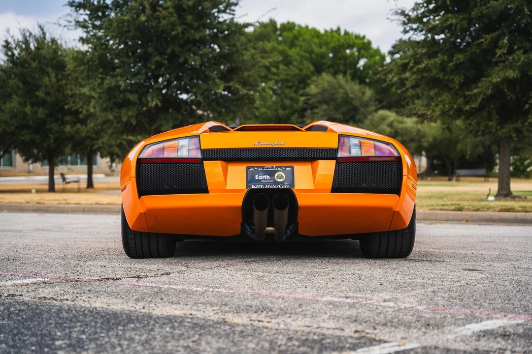 2005 Lamborghini Murcielago - Image 12 of 31