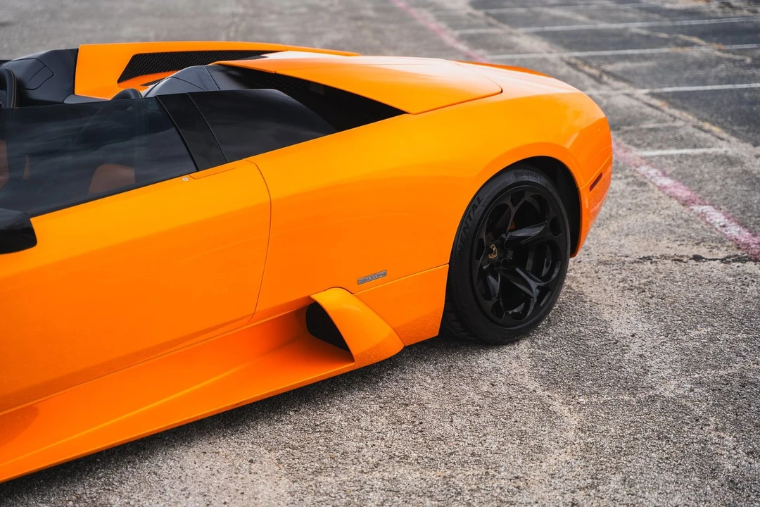 2005 Lamborghini Murcielago - Image 9 of 31