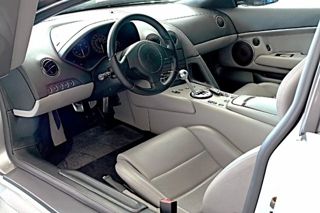 2005 Lamborghini Murcielago - Image 5 of 5