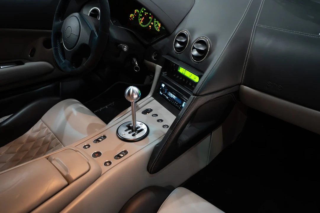 2005 Lamborghini Murcielago - Image 25 of 31