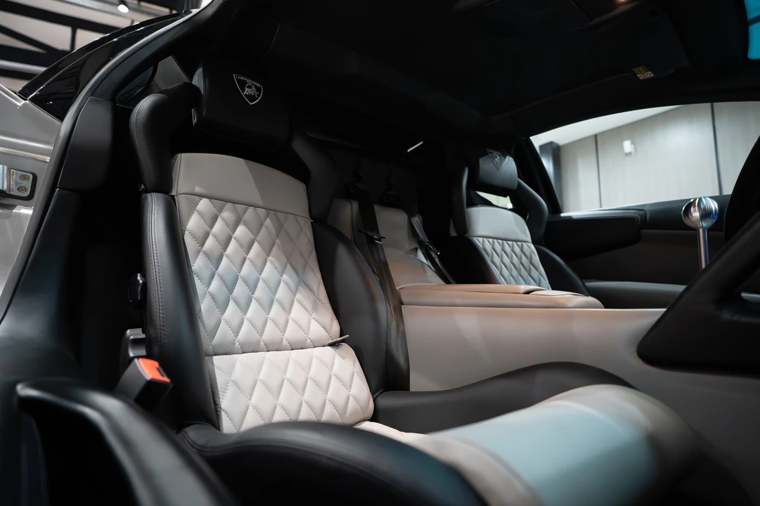 2005 Lamborghini Murcielago - Image 22 of 31