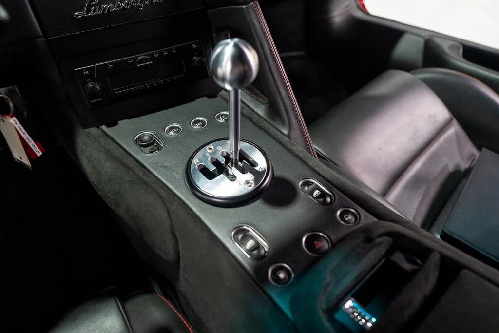 2005 Lamborghini Murcielago - Image 25 of 31