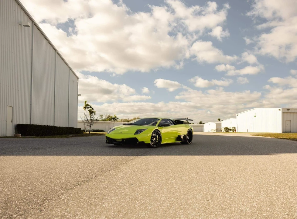 2005 Lamborghini Murcielago - Image 11 of 31