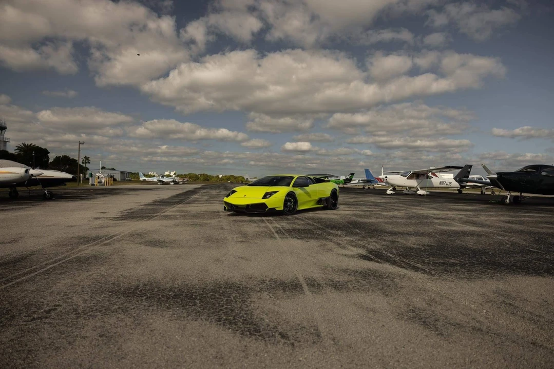 2005 Lamborghini Murcielago - Image 13 of 31