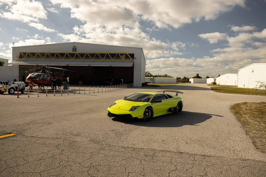 2005 Lamborghini Murcielago - Image 16 of 31