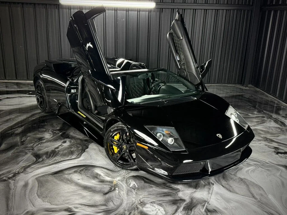 2005 Lamborghini Murcielago - Image 13 of 31