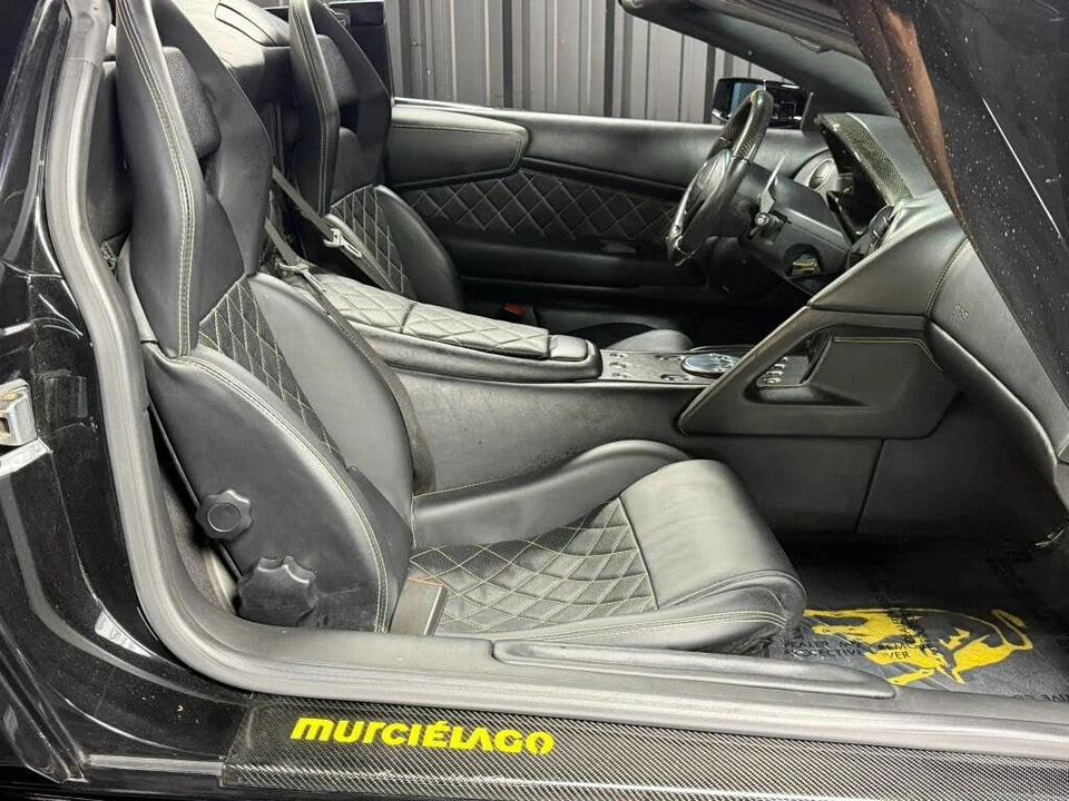 2005 Lamborghini Murcielago - Image 25 of 31