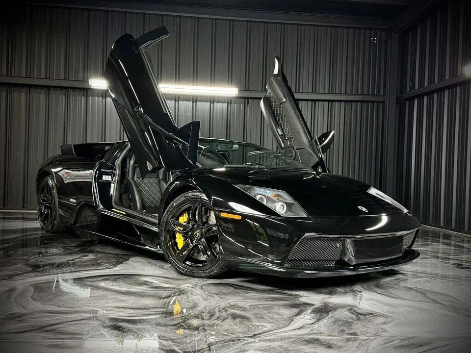 2005 Lamborghini Murcielago - Image 12 of 31