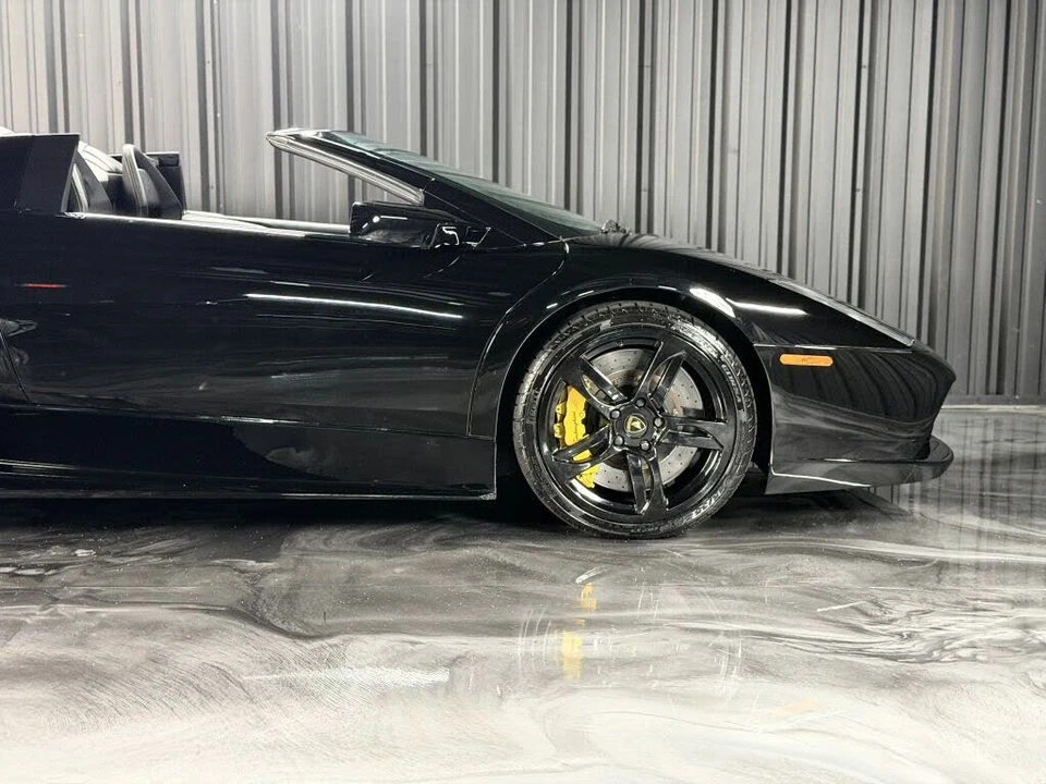 2005 Lamborghini Murcielago - Image 18 of 31