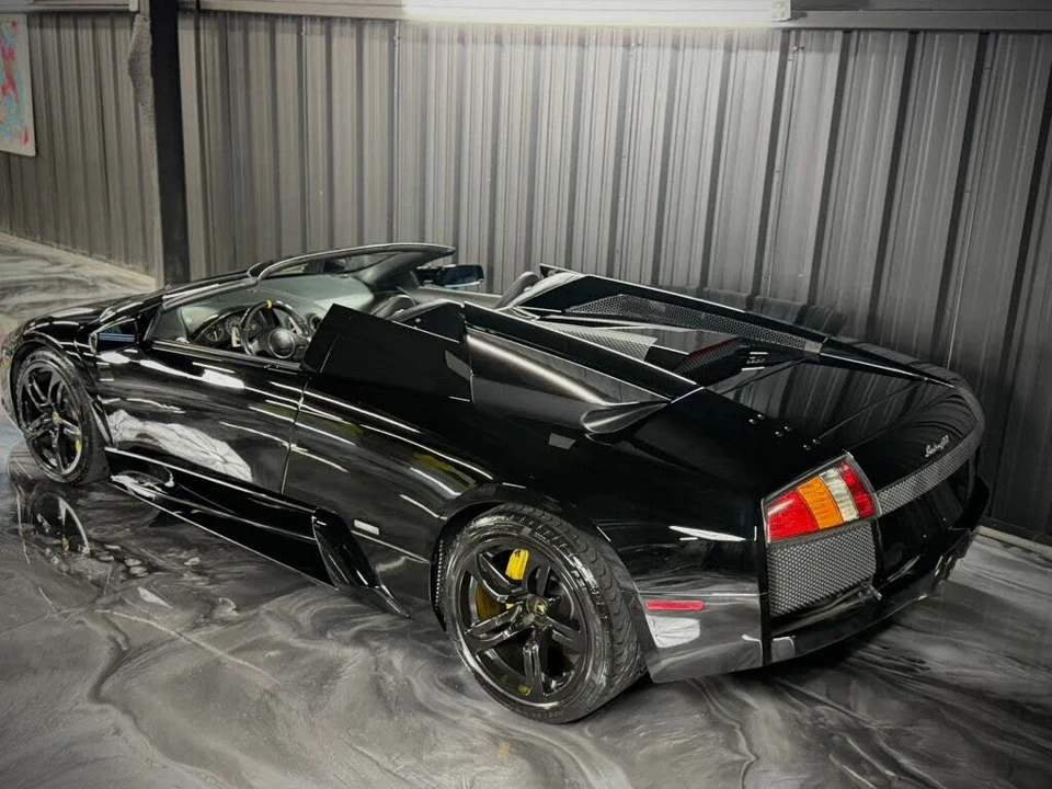 2005 Lamborghini Murcielago - Image 11 of 31