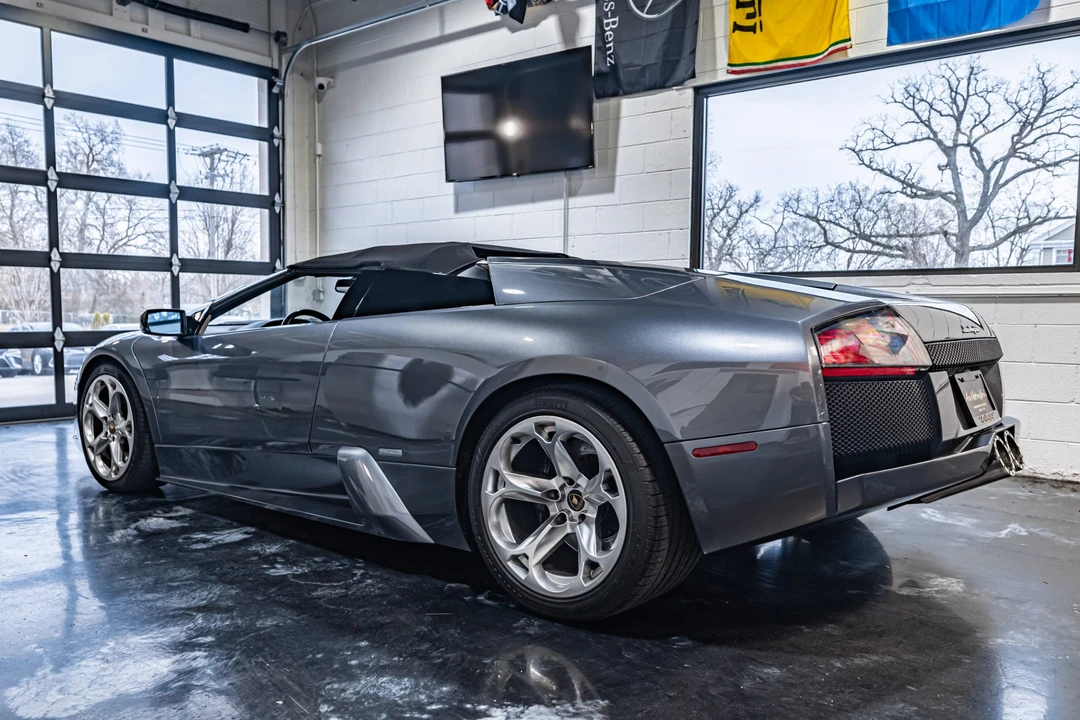 2005 Lamborghini Murcielago - Image 14 of 31