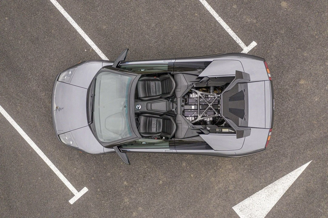 2005 Lamborghini Murcielago - Image 8 of 15