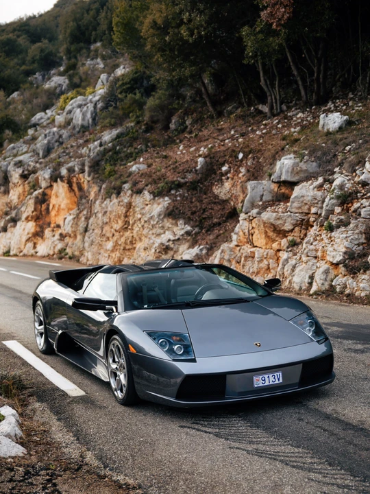2005 Lamborghini Murcielago - Image 2 of 15