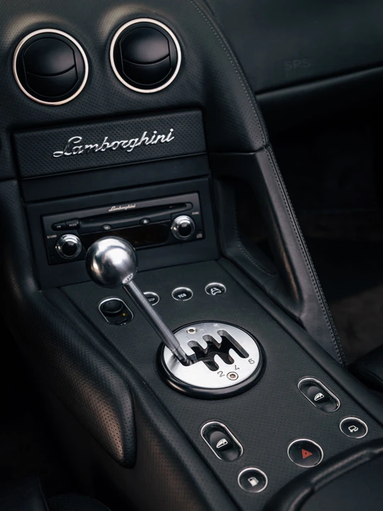 2005 Lamborghini Murcielago - Image 12 of 15