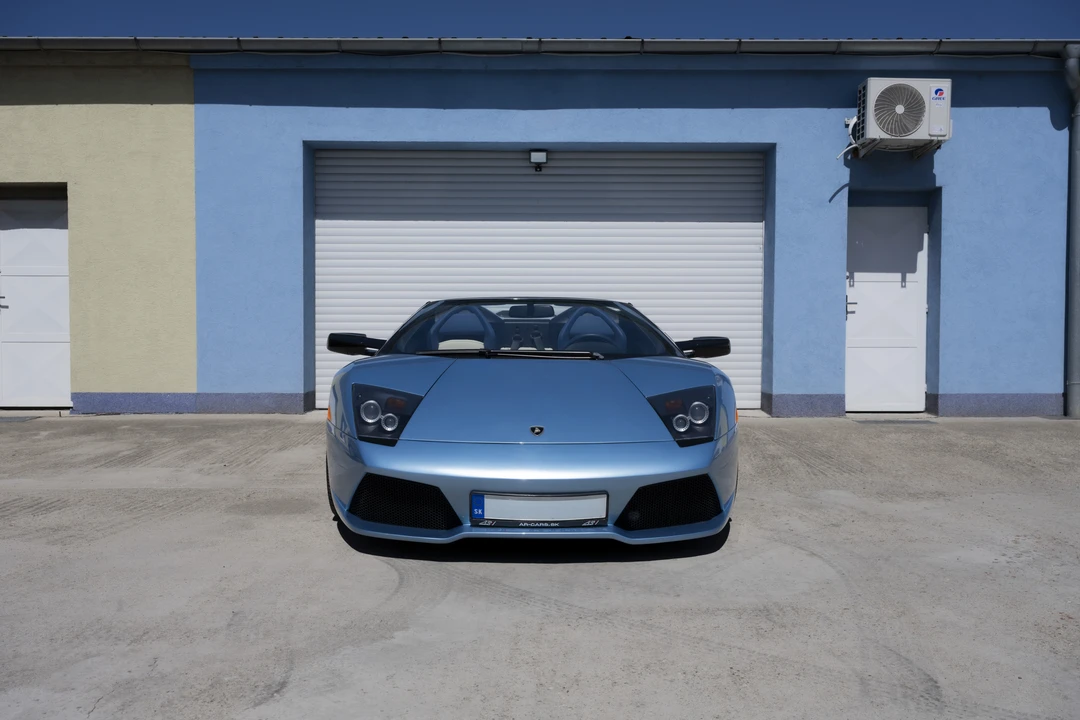 2005 Lamborghini Murcielago - Image 2 of 31