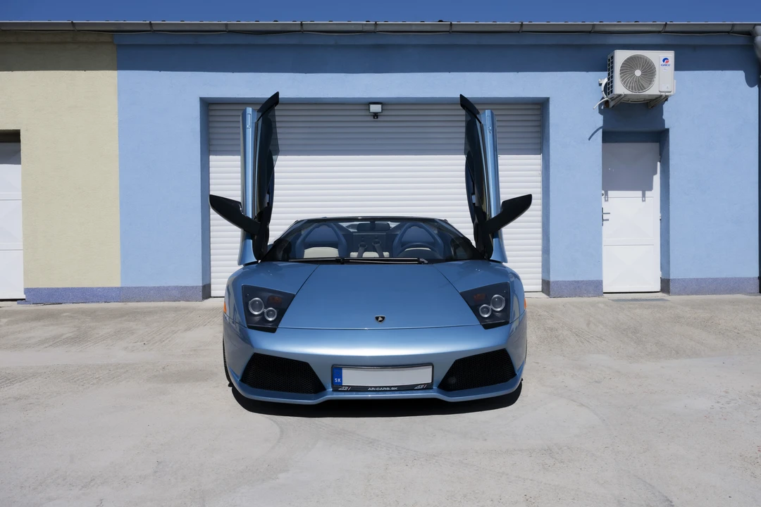 2005 Lamborghini Murcielago - Image 9 of 31