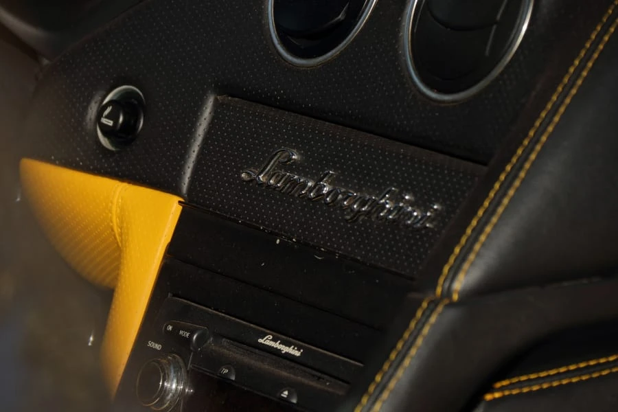 2005 Lamborghini Murcielago - Image 27 of 31