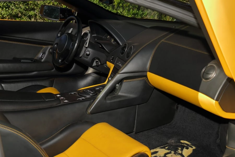 2005 Lamborghini Murcielago - Image 26 of 31