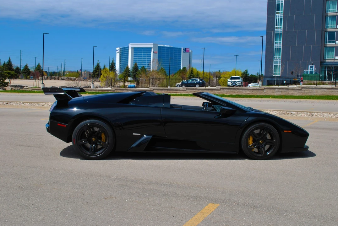 2005 Lamborghini Murcielago - Image 2 of 31