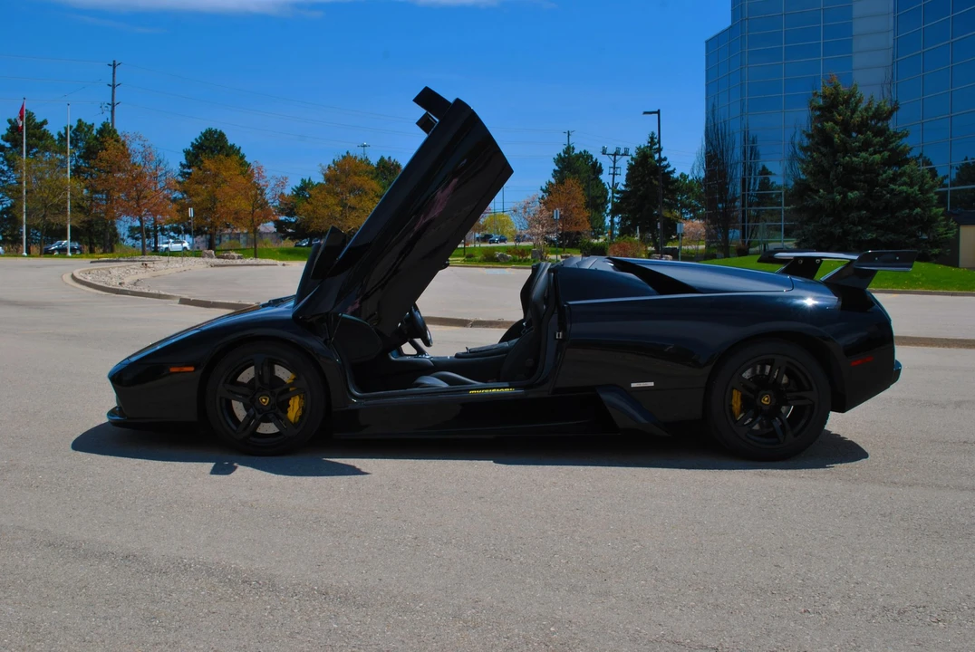 2005 Lamborghini Murcielago - Image 16 of 31