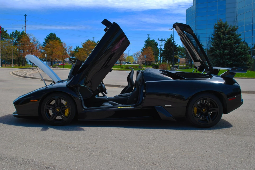 2005 Lamborghini Murcielago - Image 17 of 31