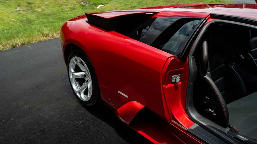 2005 Lamborghini Murcielago - Image 18 of 24