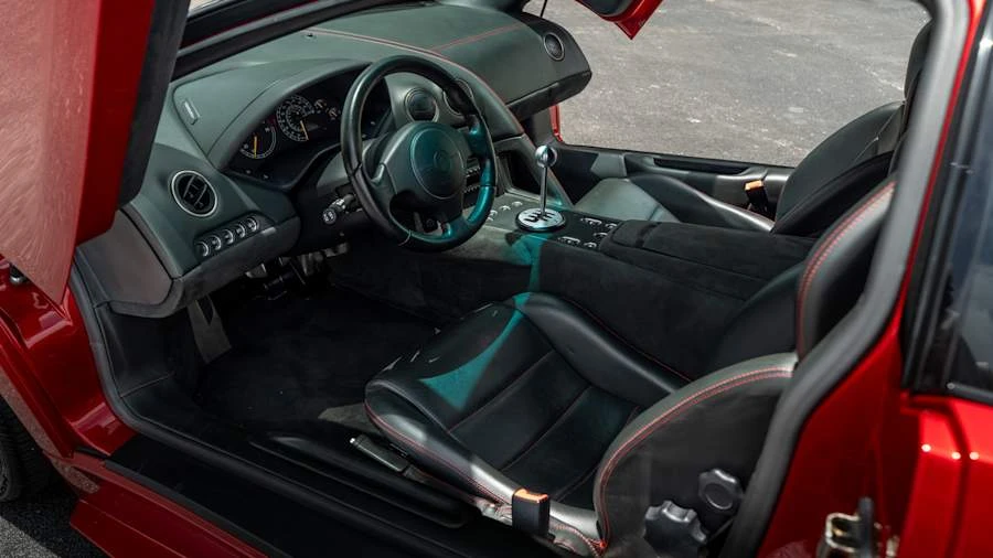 2005 Lamborghini Murcielago - Image 12 of 24