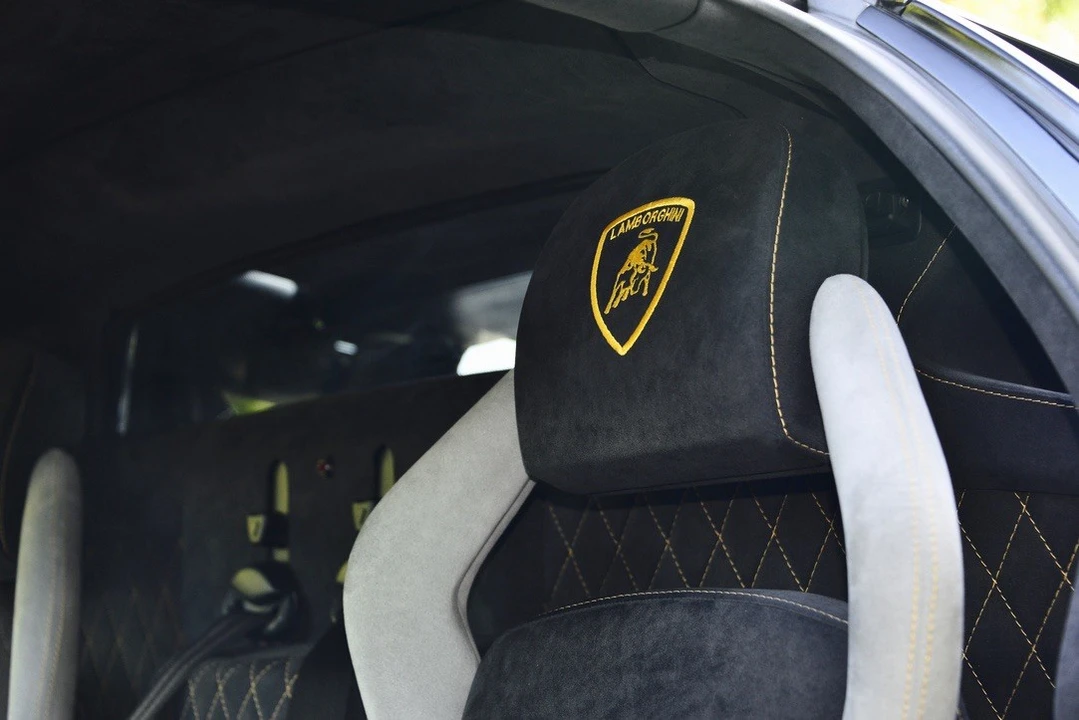 2005 Lamborghini Murcielago - Image 17 of 24