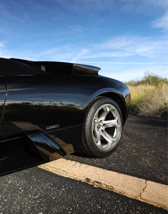 2005 Lamborghini Murcielago - Image 4 of 11
