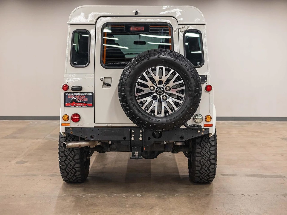 2005 Land Rover Defender - Image 7 of 11