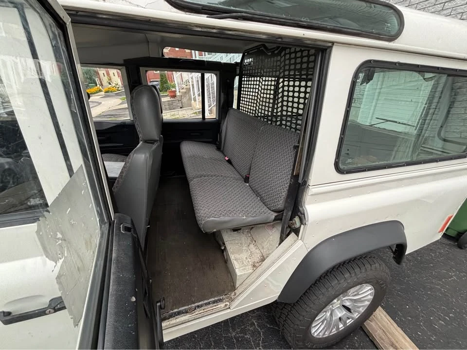 2005 Land Rover Defender 110 - Image 7 of 16
