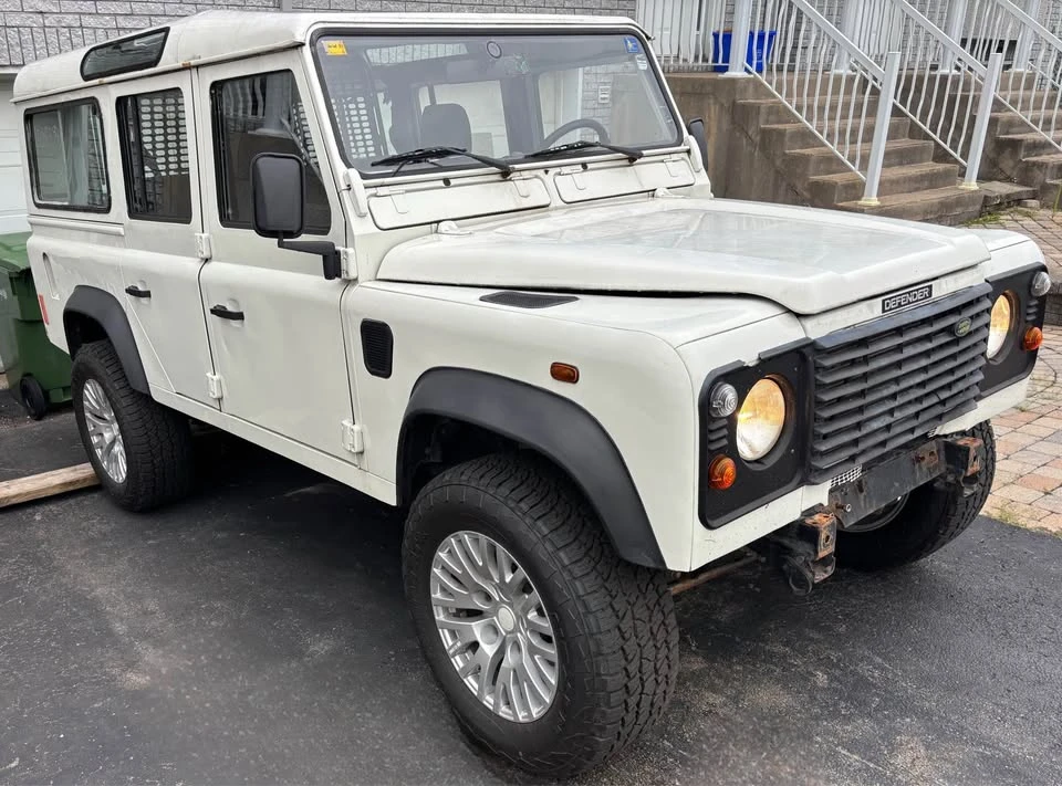 2005 Land Rover Defender 110 - Image 2 of 16