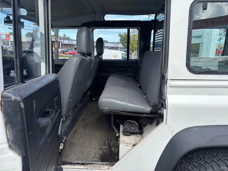 2005 Land Rover Defender 110 - Image 10 of 20