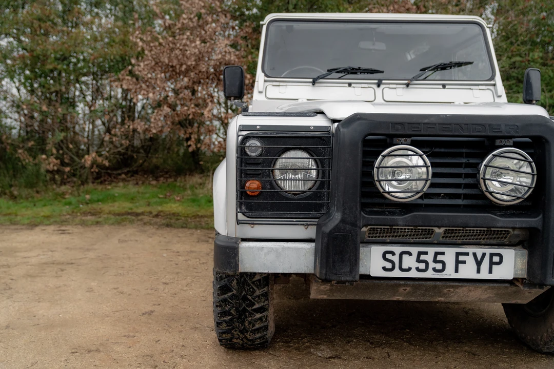 2005 Land Rover Defender 110 - Image 17 of 31