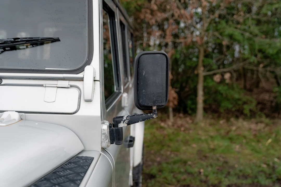 2005 Land Rover Defender 110 - Image 30 of 31