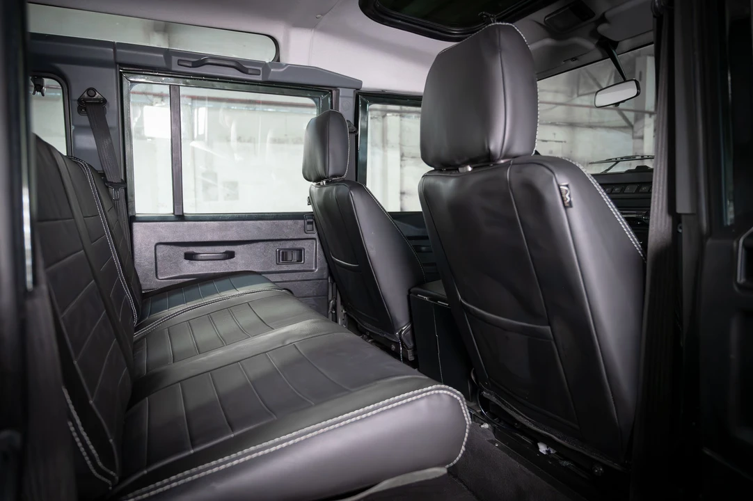 2004 Land Rover Defender 110 - Image 31 of 31