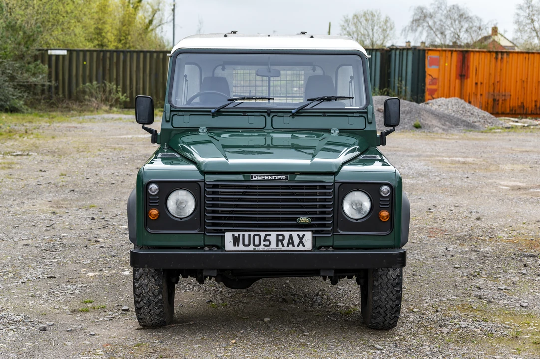 2005 Land Rover Defender 110 - Image 2 of 31