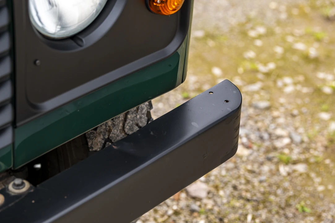 2005 Land Rover Defender 110 - Image 24 of 31