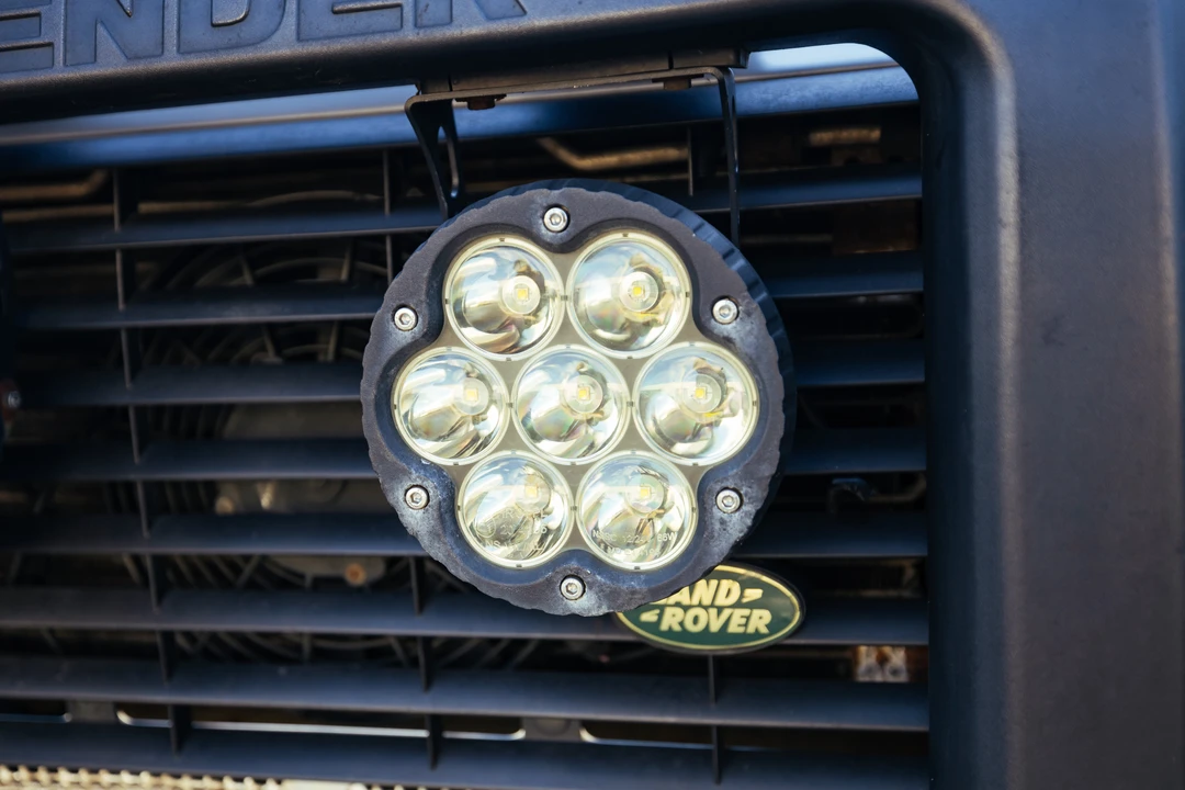 2005 Land Rover Defender 110 - Image 13 of 31
