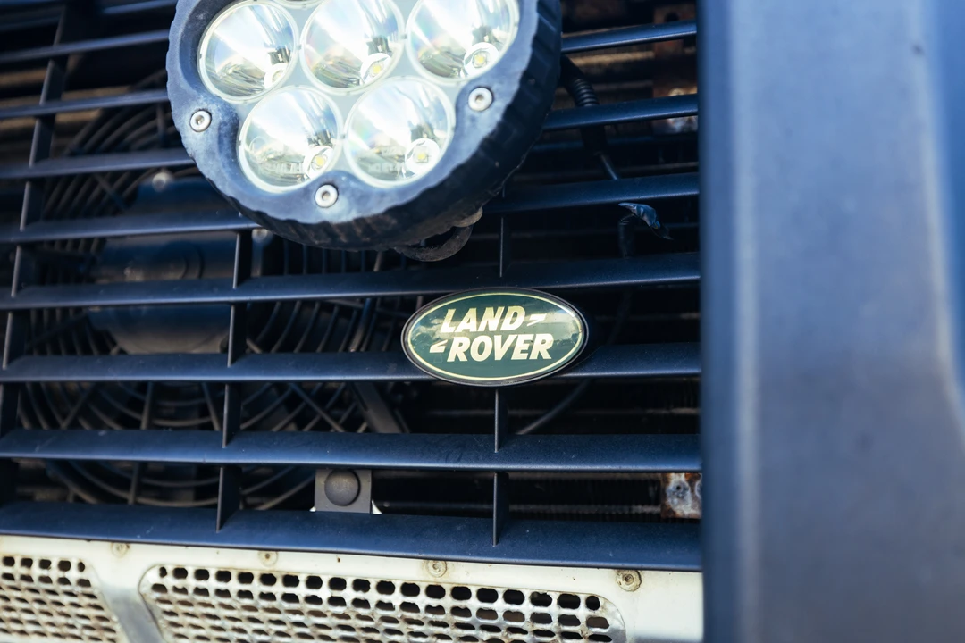 2005 Land Rover Defender 110 - Image 15 of 31