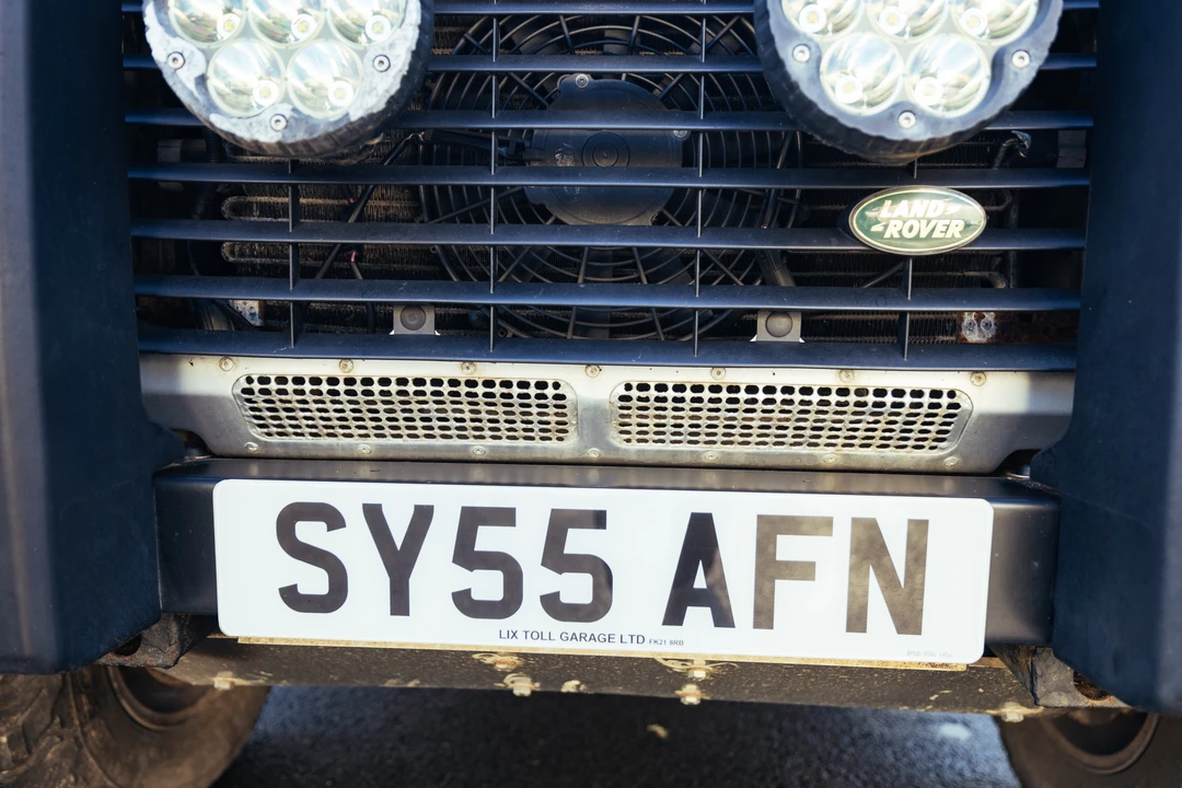 2005 Land Rover Defender 110 - Image 16 of 31